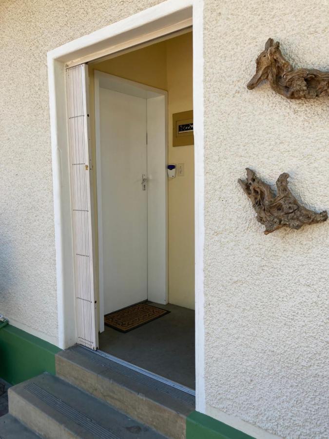 Ramblers Self Catering Accommodation Windhoek Exterior photo