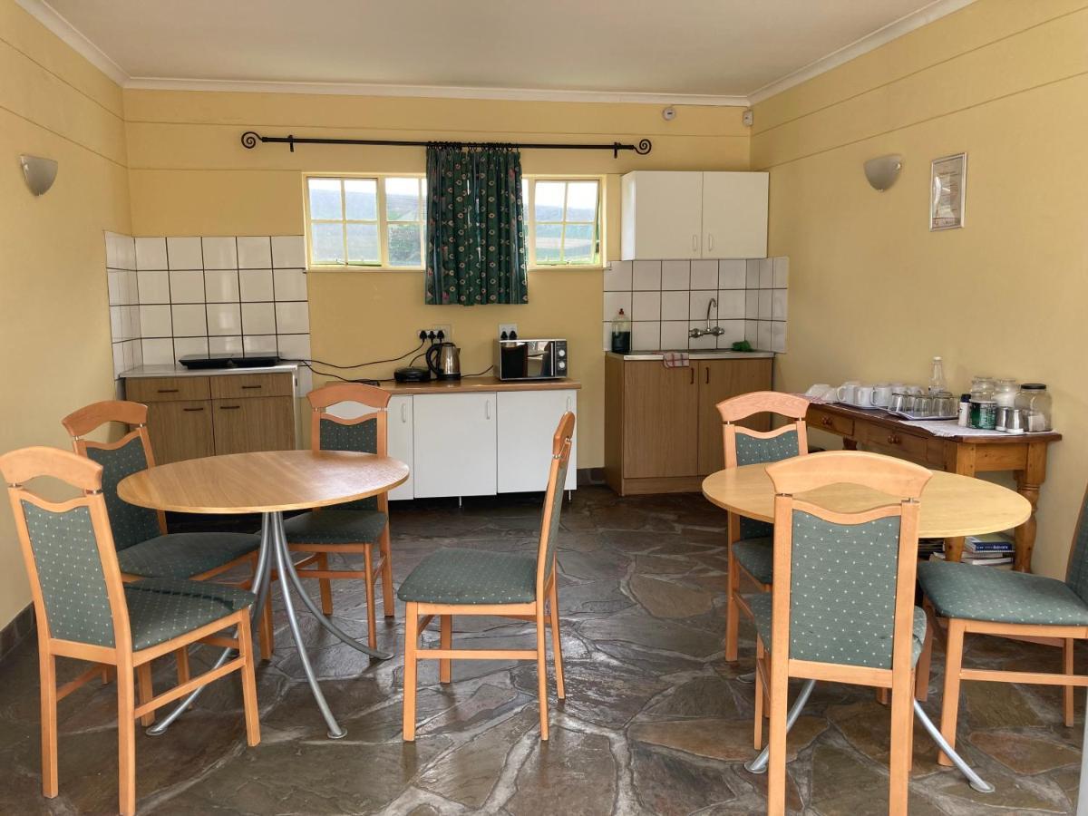 Ramblers Self Catering Accommodation Windhoek Exterior photo