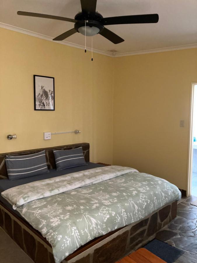 Ramblers Self Catering Accommodation Windhoek Exterior photo
