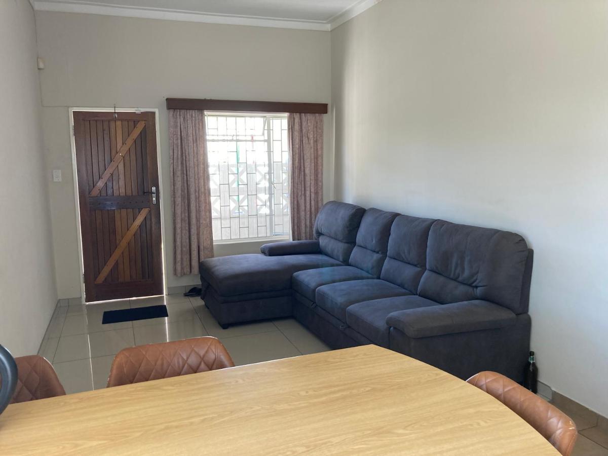 Ramblers Self Catering Accommodation Windhoek Exterior photo